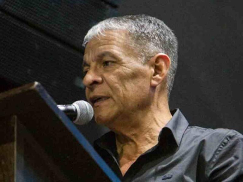 Argüello cruzó a gobernadores peronistas por apoyar la reforma laboral y habló de “traición”