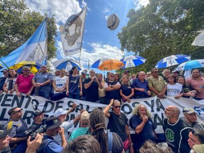 El Frente Sindical y la UOM se adelantan a la CGT y convocan a un paro con movilización contra la Reforma Laboral