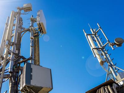La industria de las telecomunicaciones ve como un complemento a Starlink