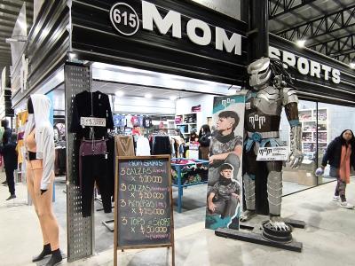 La cadena argentina de indumentaria deportiva tiene un comedor donde da desayuno y almuerzo a 300 personas
