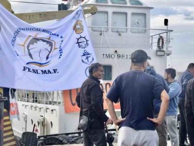 Los gremios marítimos acordaron un aumento salarial del 10,3% y sumas fijas tras cerrar paritarias anticipadas