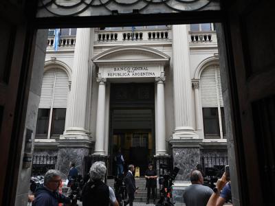 El volumen de los plazos fijos tradicionales en pesos cayó 46% en diciembre