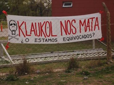 Zoe lucha por respirar: denuncian contaminación de Klaukol y complicidad política en La Matanza