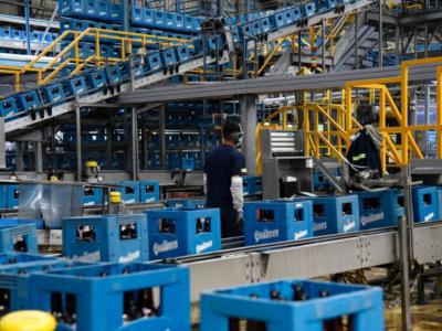 Cervecería Quilmes se prepara para un parate histórico por la fuerte caída en las ventas