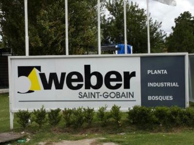 La justicia ratifica la reinstalación de un dirigente sindical y condena a Weber Saint Gobain por persecución gremial