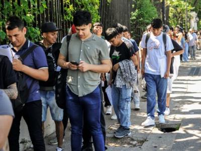 La desocupación vuelve al centro de la escena y preocupa especialmente a los jóvenes