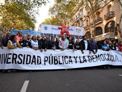 El FreSU se suma a la Marcha Federal Universitaria y reclama el rechazo del DNU 70/23
