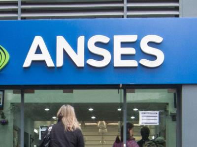 El empleo público profundiza su caída: el Indec registró más de 15 mil bajas en lo que va del año