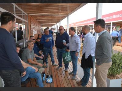 Aladio reafirmó el compromiso de Camioneros con el sector productivo durante su visita a AgroActiva