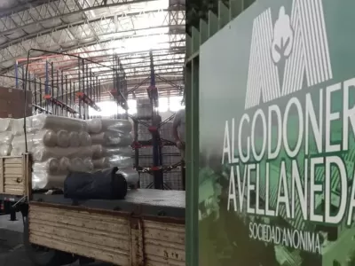 Horas decisivas para el futuro de Algodonera Avellaneda y la continuidad de cientos de puestos de trabajo