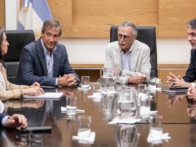 Grave crisis en OSPICHA: denuncian vaciamiento, sueldos millonarios y abandono de afiliados